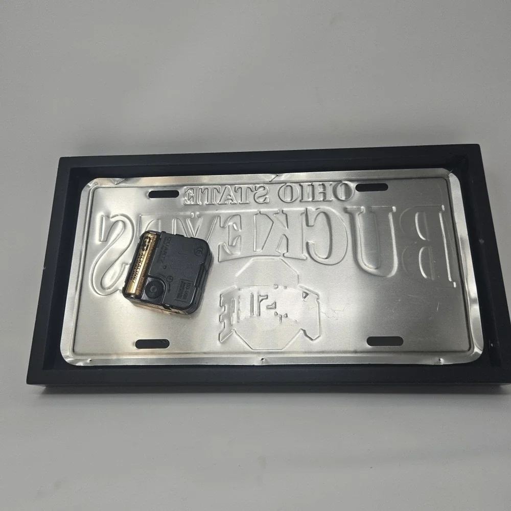 Ohio State Buckeyes NCAA License‎ Plate Quartz Clock